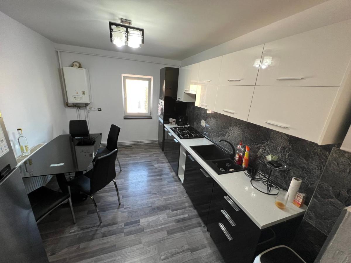 L&L Apartment Brașov Exterior foto